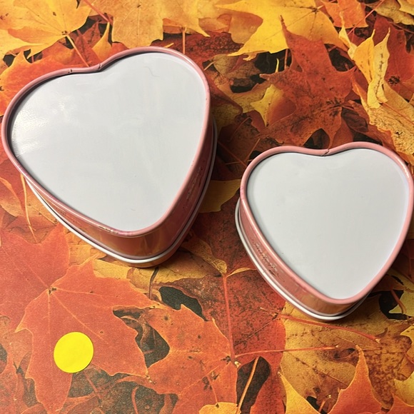 5for$10 Happy Valentine’s Day Pink Metal Tin Heart-Shaped Tins - 2 Pack - Picture 3 of 5